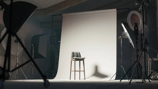 Empty Photo Studio Chair Professional Photo Studio Lights Render — Stock Photo, Image