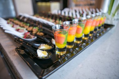 çeşitli lezzetli meze