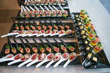 çeşitli lezzetli meze
