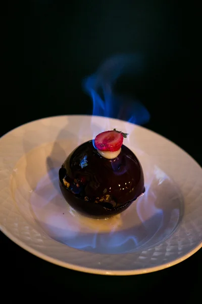 Çikolatalı kek yanma — Stok fotoğraf