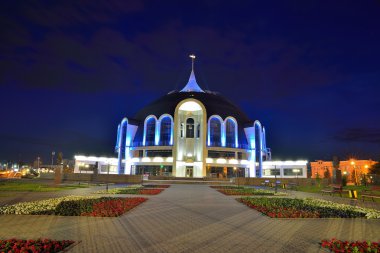 Tula silah Müzesi. Tula, Rusya Federasyonu. İlk silâhçı Demidov anıt ve Tula silah Müzesi.