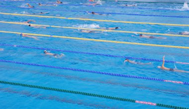 Yüzme Havuzu çocuk egzersiz ile 