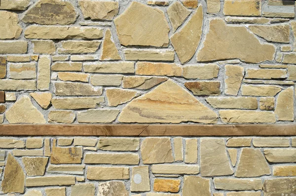 Novas placas de revestimento de pedra na parede — Fotografia de Stock