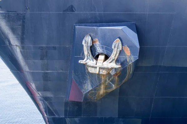 Rusty anchor of navy ship — Stock Photo, Image