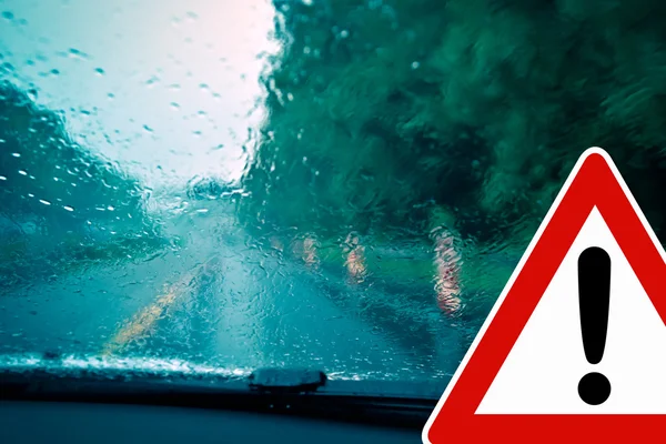 Dåligt väder körning — Stockfoto