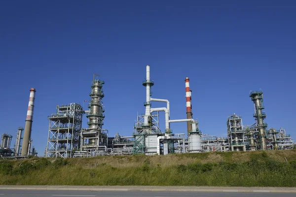 Oil refinery — Stock Photo, Image