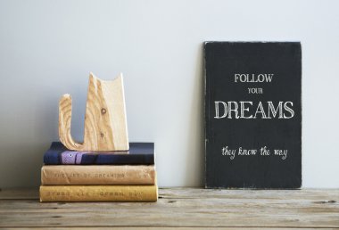 Motivasyonel teklif Your Dreams izleyin kara tahta kitap ile
