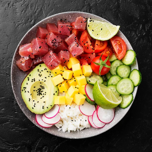 Tazón Atún Ahi Orgánico Crudo Con Arroz Verduras —  Fotos de Stock