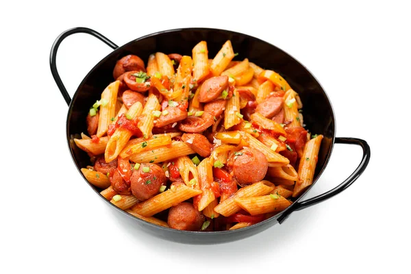 Penne Pasta Λουκάνικο Σχάρας Και Σάλτσα Ντομάτας Σερβίρεται Παρμεζάνα Τυρί — Φωτογραφία Αρχείου