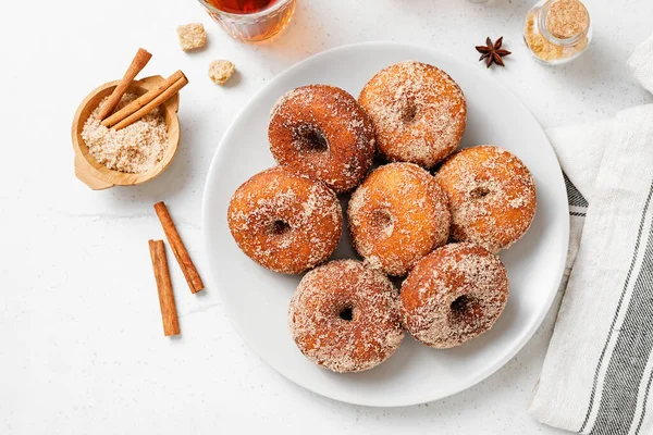 Homemade Fresh Fried Donuts Frosted Cinnamon Sugar — Stock Photo, Image