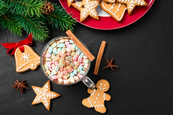 Weihnachten Hausgemachte Lebkuchen Und Heiße Schokolade Draufsicht Hintergrund Weihnachtsurlaub — Stockfoto