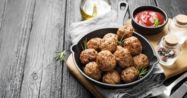 Meatballs Served Tomato Sauce Frying Pan — Stock Photo, Image