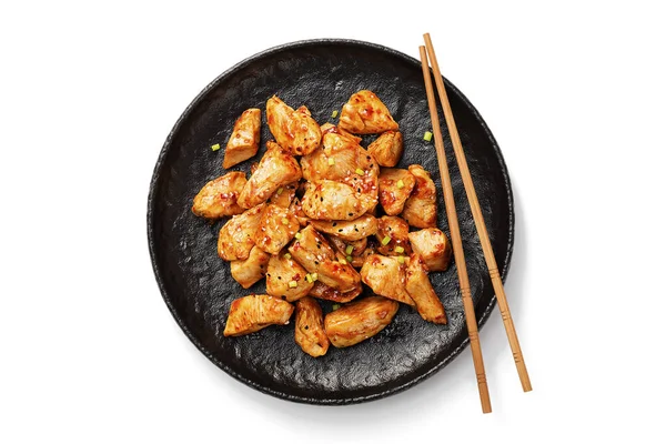 用酱汁和芝麻煎鸡胸肉 亚洲菜 — 图库照片