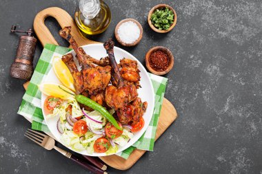 Baharatlı tavuk budu. Türk Pirzola Kebabı .