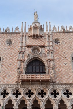 Venedik, pencere Doge Sarayı