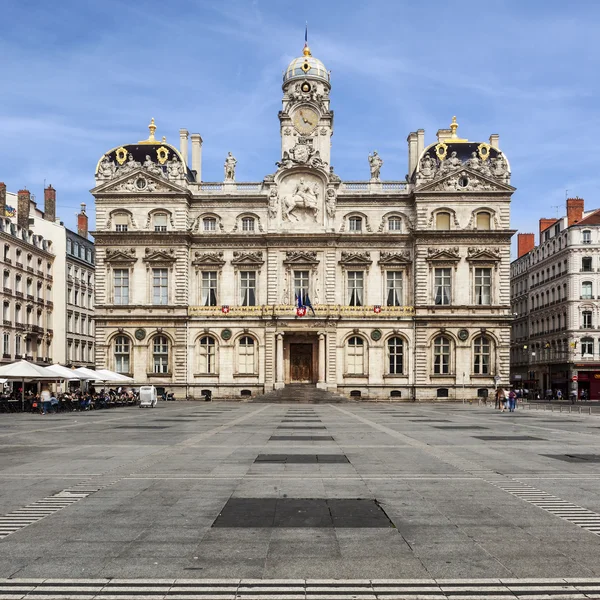 The famous Terreaux square in Lyon city — Stok fotoğraf