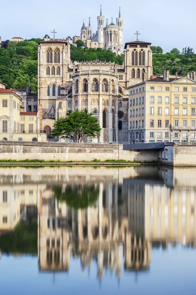 Church and cathedral with reflection in soane in Lyon city — Stock Photo, Image