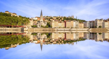 Büyük panoramik Lyon Saone Nehri ile
