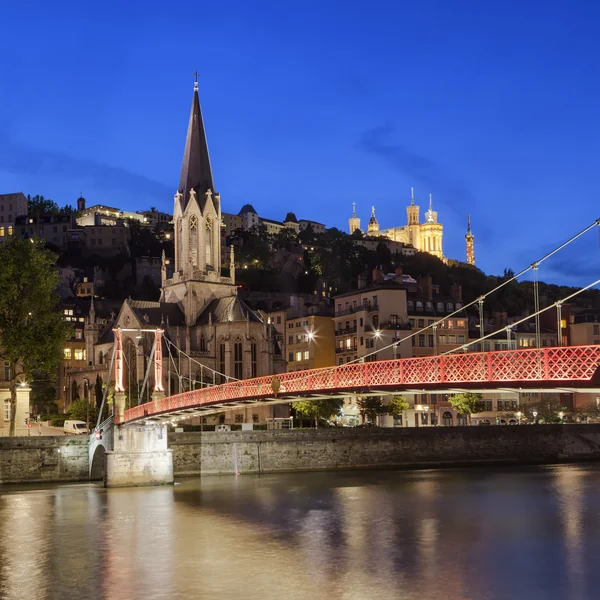 Lyon cidade com rio Saone à noite — Fotografia de Stock