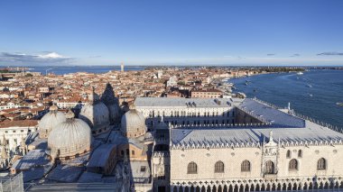 San Marco çan kulesi içinde Doğu görünümü
