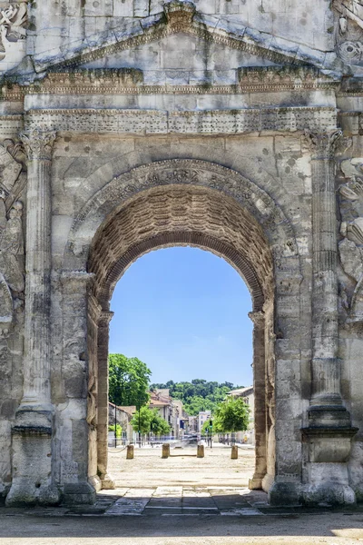View through the central arch of the Arch of Triumph in Orange