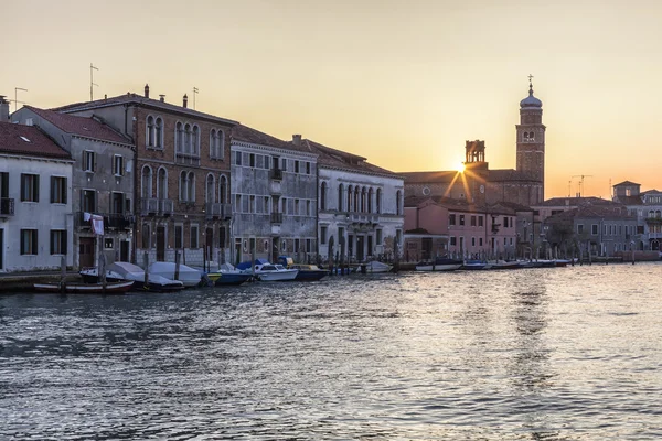 Murano batımında San Pietro Martire Kilisesi