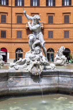 Neptün Çeşmesi Piazza Navona, Roma'nın heykeli