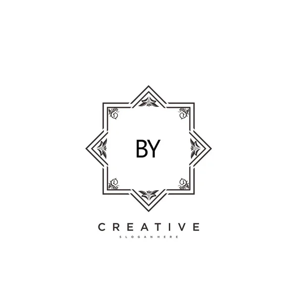 Initial Beauty Monogram Elegant Logo Design — Stockový vektor
