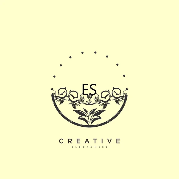 Es美容ベクトル初期ロゴアート 任意の会社やビジネスのための創造的なテンプレートと初期署名 結婚式 ファッション ジュエリー ブティック 花や植物の手書きのロゴ — ストックベクタ