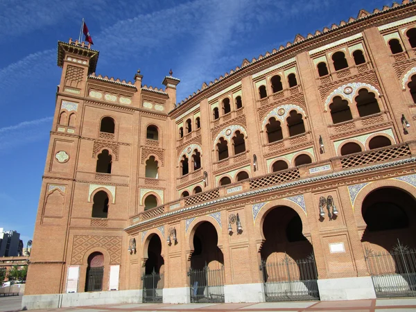 Fachada de una plaza de toros — Foto de Stock