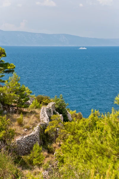 Хорватский морской пейзаж — стоковое фото