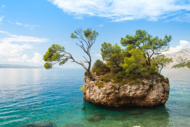 Brela içinde ünlü rock