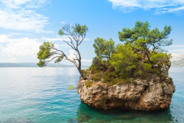Brela içinde ünlü rock