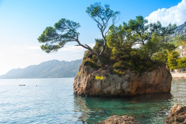 Brela içinde ünlü rock