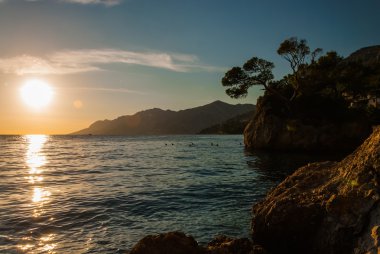 Brela içinde ünlü rock