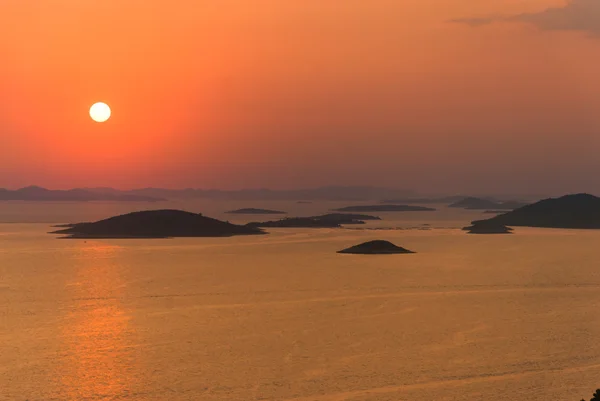 Puesta de sol sobre las Islas Kornati — Foto de Stock