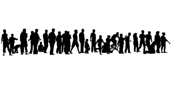 Conjunto con silueta de una multitud de personas de pie en diferentes posturas aisladas sobre un fondo blanco. Ilustración vectorial — Archivo Imágenes Vectoriales