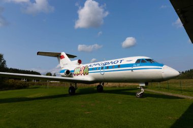 Minsk, Belarus - 20 Eylül 2020: Eski Sovyet yolcu, sivil uçak.