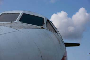 Minsk, Belarus - 20 Eylül 2020: Eski Sovyet yolcu, sivil uçak.