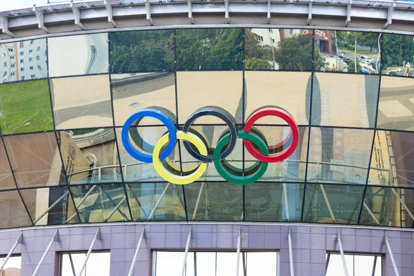 Minsk Vitryssland September 2020 Olympiska Ringar Som Symbol För Internationella — Stockfoto