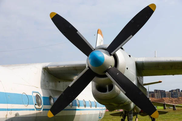 Vleugels Propellers Van Een Oud Burgerluchtvaartuig — Stockfoto