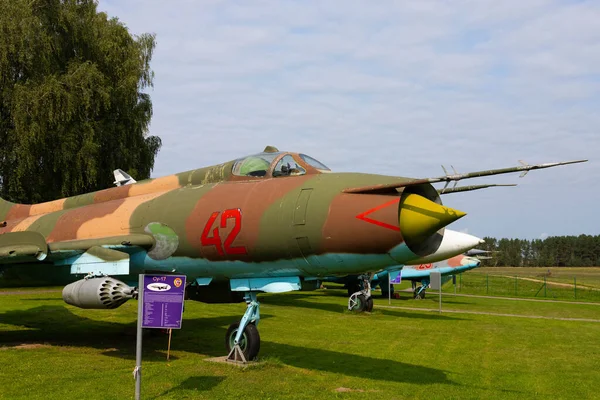 白俄罗斯明斯克 2020年9月20日 旧的退役苏联军用飞机 — 图库照片