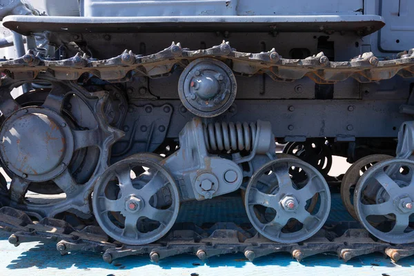 Eski bir buldozer pisti örneği.