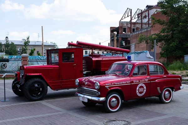 Старий Російський Пожежний Автомобіль Червоного Кольору Копія Виставки — стокове фото