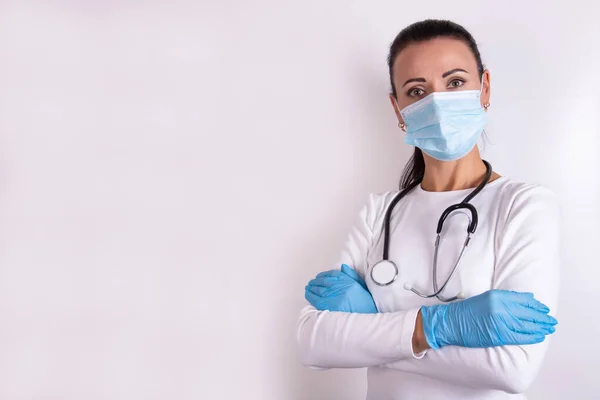 Porträtt Kvinnlig Läkare Eller Sjuksköterska Med Stetoskop — Stockfoto