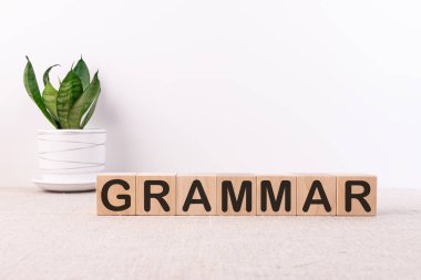 Gramer, herhangi bir doğal dilde, maddelerin, cümlelerin ve sözcüklerin bileşimini düzenleyen yapısal kurallar kümesidir..