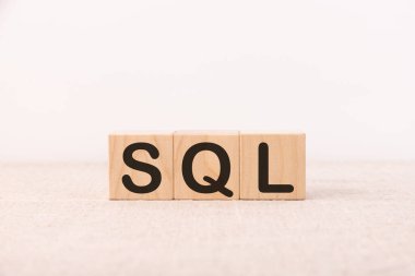 Tahta küplerle ilgili SQL metin Yapılandırılmış Sorgu Dili, dil kavramı.