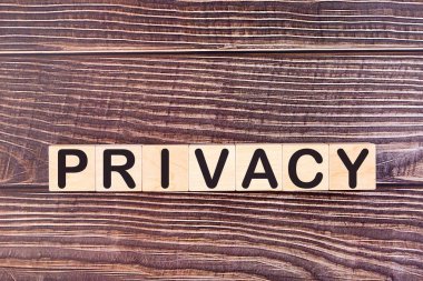 Ahşap yapı taşlarından yapılmış özel bir kelime