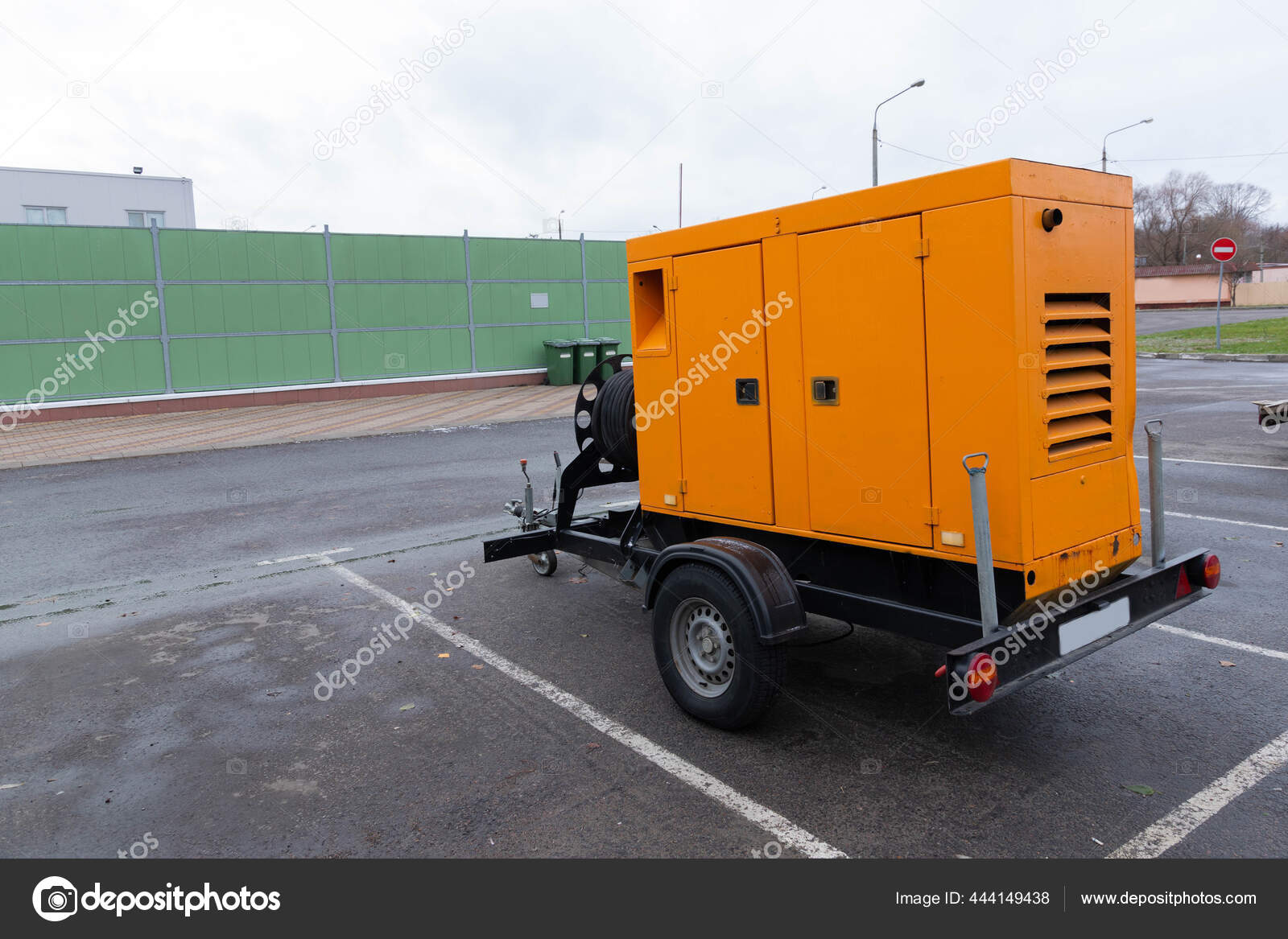 Mobile Diesel Generator Transport Trailer Powered Diesel Fuel Power Stock Photo by ©Vadzim 444149438