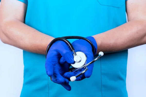 Médico Uniforme Azul Con Estetoscopio Atado Las Manos Concepto Obligaciones —  Fotos de Stock